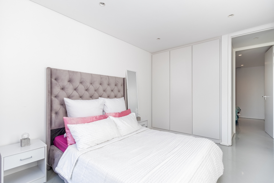 To Let 2 Bedroom Property for Rent in Woodstock Western Cape